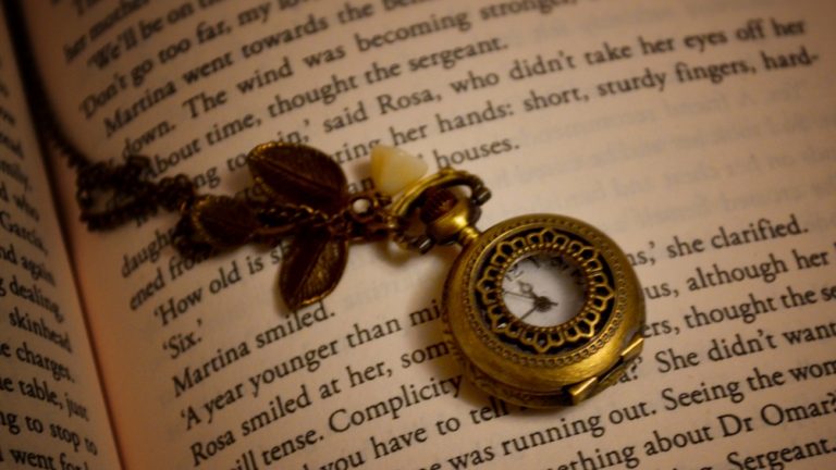 tempo leggere tempi di lettura orologio libro